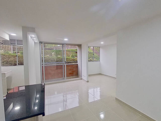 #2081705249 - Apartamento para Venta en Rionegro - ANT