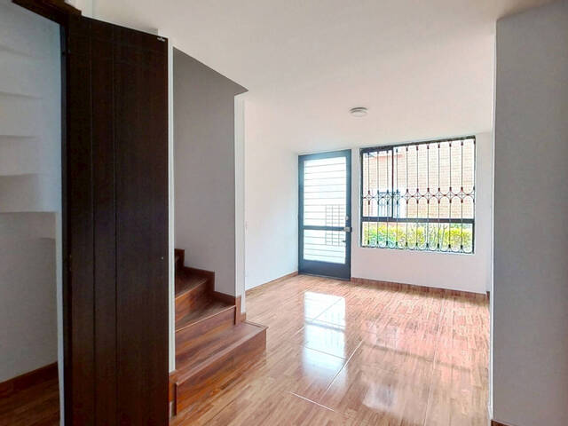 #2911286660 - Casa con conjunto cerrado para Venta en Mosquera - CUN