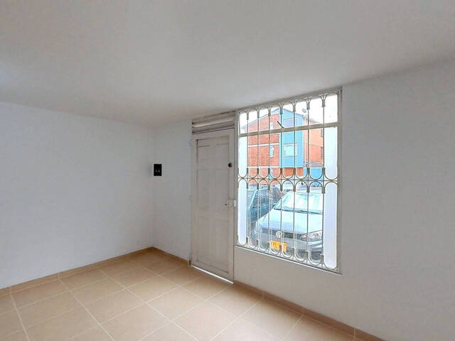 #1975890957 - Casa con conjunto cerrado para Venta en Bogotá - DC