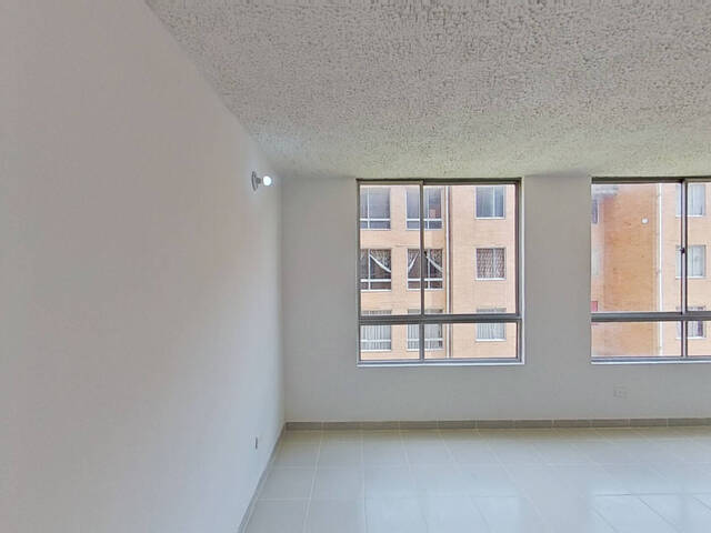 #2062090244 - Apartamento para Venta en Madrid - CUN