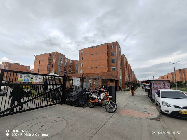#2209601384 - Apartamento para Venta en Soacha - CUN