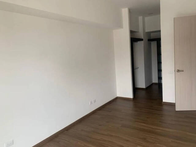 #841 - Departamento en edificio solo para Venta en Ciudad de México - DF