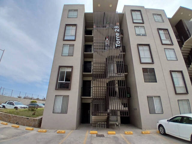 #3361594101 - Departamento en edificio solo para Venta en Tonalá - CS